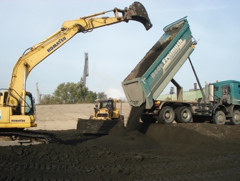 case study backfilling former hamburg harbour metha material // cs_backfilling-former-hamburg-harbour-metha-material.jpg (310 K)