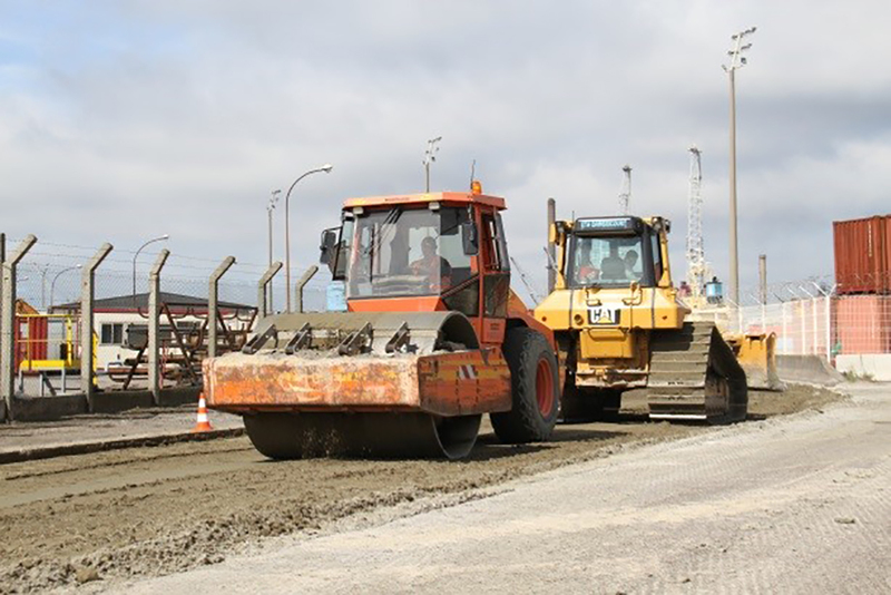 case study construction road freycinet 12 leveling // cs_construction-road-freycinet-12-leveling.jpg (324 K)
