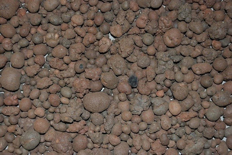 case study dredged material lwa raw product // cs_dredged-material-lwa-raw-product.jpg (436 K)