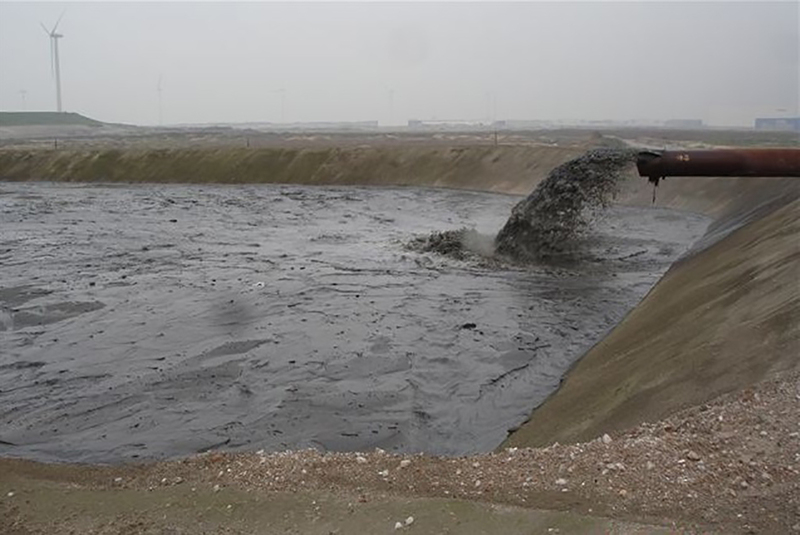 case study slufter sand separation filling basin // cs_slufter-sand-separation-filling-basin.jpg (234 K)